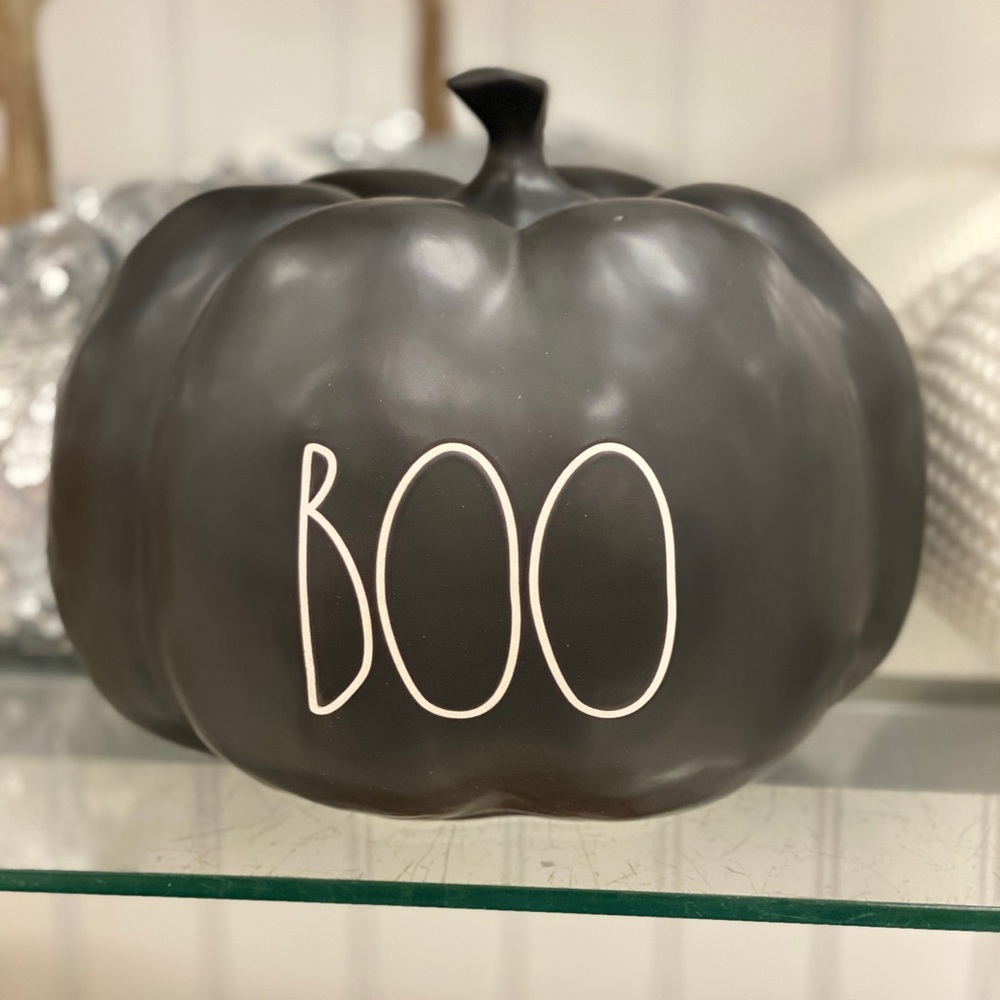 Rae Dunn Pumpkin